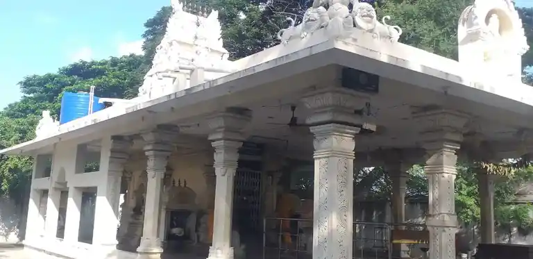 Arulmigu Kaliyamman Temple, Periyapettai - 635751 அருள்மிகு காளியம்மன் திருக்கோயில், பெரியபேட்டை - 635751, Thirupathur - Ancient Temple Architecture and History Image 2