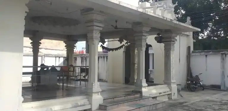 Arulmigu Kaliyamman Temple, Periyapettai - 635751 அருள்மிகு காளியம்மன் திருக்கோயில், பெரியபேட்டை - 635751, Thirupathur - Ancient Temple Architecture and History Image 5