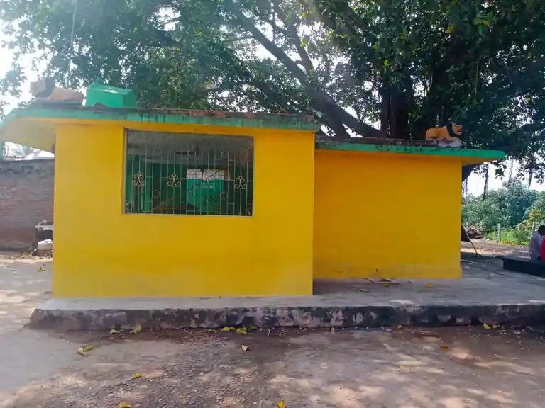 Arulmigu Kaliyamman Temple, Samalpatti - 635306 அருள்மிகு காளியம்மன் திருக்கோயில், Samalpatti - 635306, Krishnagiri - Ancient Temple Architecture and History Image 4