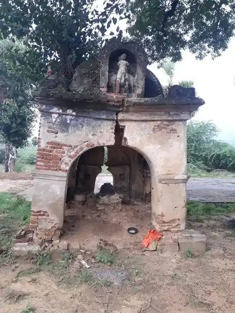 Arulmigu Kaliyamman Temple, Sullankudi - 621715 Arulmigu Kaliyamman Temple, Sullankudi - 621715, Ariyalur - Ancient Temple Architecture and History Image 4
