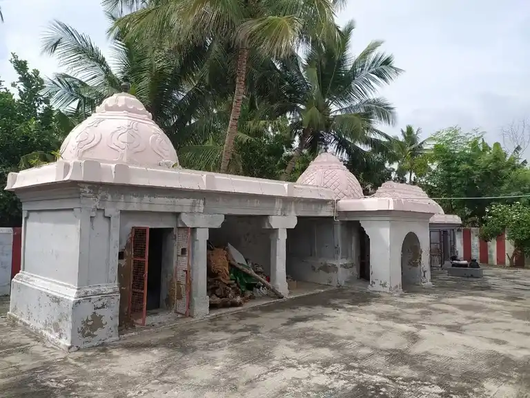 Arulmigu Kaliyanasubramaniswamy Temple, Kadichambadi - 612501 Arulmigu Kaliyanasubramaniswamy Temple, Kadichambadi - 612501, Thanjavur - Ancient Temple Architecture and History Image 7