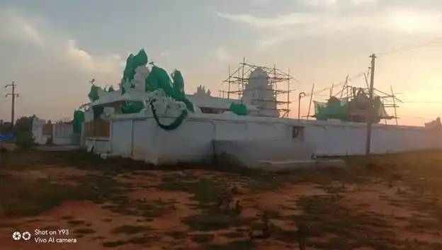 Arulmigu Kaliyuga Perumal Temple, Karunkalpatti - 630557 Arulmigu Kaliyuga Perumal Temple, Karunkalpatti - 630557, Sivagangai - Ancient Temple Architecture and History Image 2