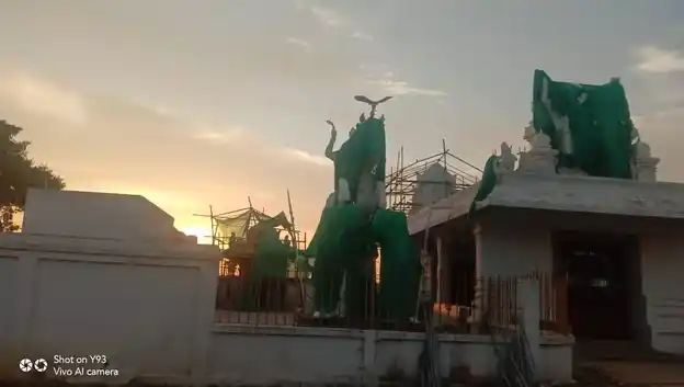 Arulmigu Kaliyuga Perumal Temple, Karunkalpatti - 630557 Arulmigu Kaliyuga Perumal Temple, Karunkalpatti - 630557, Sivagangai - Ancient Temple Architecture and History Image 4
