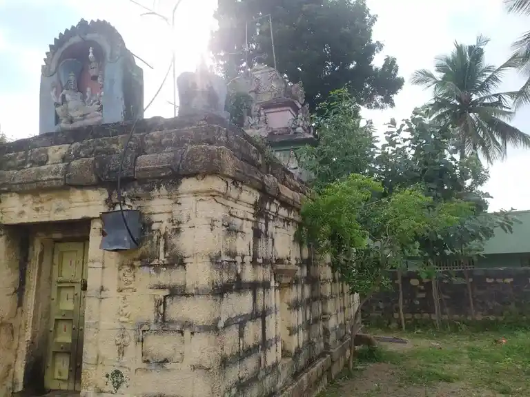 Arulmigu Kaliyuga Varatharajaperumal Temple, Kallai - 621717 அருள்மிகு கத்திரிபெருமாள் திருக்கோயில், Kallai - 621717, Perambalur - Ancient Temple Architecture and History Image 4