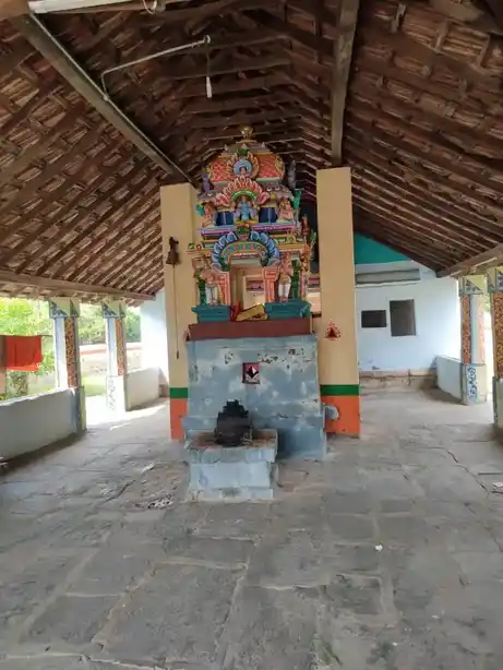 Arulmigu Kaliyuga Varatharajaperumal Temple, Periyavenmani, Periyavenmani - 621704 Arulmigu Kaliyuga Varatharajaperumal Temple, Periyavenmani, Periyavenmani - 621704, Perambalur - Ancient Temple Architecture and History Image 2