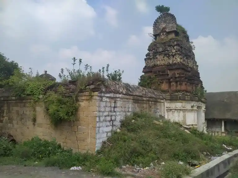 Arulmigu Kaliyugavaradharajaperumal Temple, Kulumoor - 621714 அருள்மிகு கலியுக வரதராஜப்பெருமாள் திருக்கோயில், குழுமூர் - 621714, Ariyalur - Ancient Temple Architecture and History Image 3