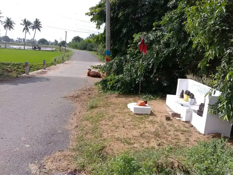 Arulmigu Kallanai Emaapuriswamy Temple, Thaagamtheerthapuram - 606201 Arulmigu Kallanai Emaapuriswamy Temple, Thaagamtheerthapuram - 606201, Kallakurichi - Ancient Temple Architecture and History Image 3