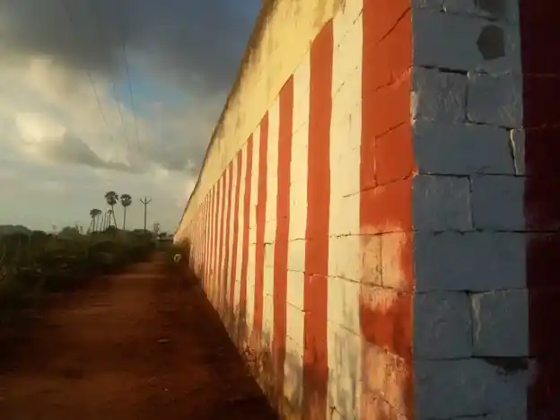 Arulmigu Kallapiranswamy Temple, Near Post Office, Srivaikundam - 628601 அருள்மிகு கள்ளபிரான் சுவாமி திருக்கோயில், தபால் நிலையம் அருகில், திருவைகுண்டம் நகர் மற்றும் வட்டம், தூத்துக்குடி மாவட்டம் - 628601, Thoothukudi - Ancient Temple Architecture and History Image 6