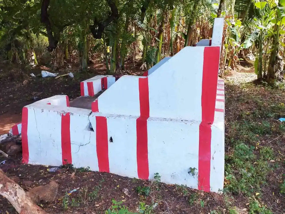 Arulmigu Kallar Chathiram Madam, Veeralimayanpatty - 624220