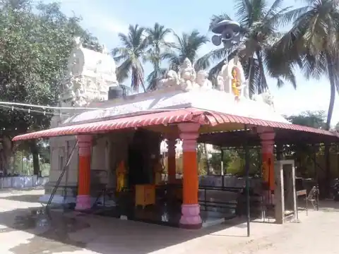 Arulmigu Kalliankattu Mariamman Temple, Othakkuthirai, Gobichettaipalayam - 638455 அருள்மிகு கள்ளியங்காட்டுமாரியம்மன் திருக்கோயில், Othakkuthirai, Gobichettaipalayam - 638455, Erode - Ancient Temple Architecture and History Image 2