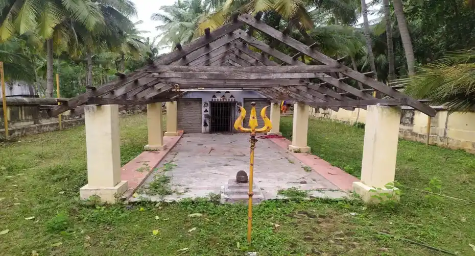 Arulmigu Kalliyamman Temple, Thattaparai - 632601 அருள்மிகு காளியம்மன் திருக்கோயில், தட்டப் பாரை - 632601, Vellore - Ancient Temple Architecture and History Image 3