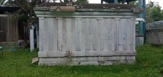 Arulmigu Kalmadam Pillayar Temple, Near Azhamman Kovil, Thazhakudi - 629901 அருள்மிகு கல்மடம் பிள்ளையார் திருக்கோயில், Near Azhamman Kovil, Thazhakudi - 629901, Kanyakumari - Ancient Temple Architecture and History Image 4