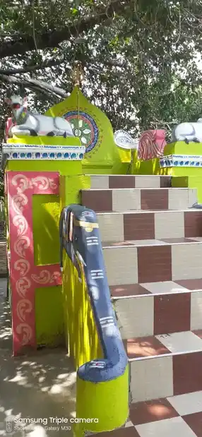 Arulmigu Kalunkadi Muniyappasaamy Temple, Emaneshwaram - 623701 Arulmigu Kalunkadi Muniyappasaamy Temple, Emaneshwaram - 623701, Ramanathapuram - Ancient Temple Architecture and History Image 2