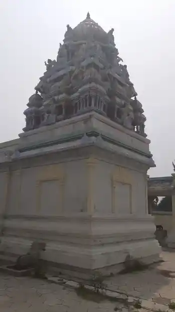 Arulmigu Kalunkamudaiya Ayyanar Temple, Aranmanaisiruvayal - 630305