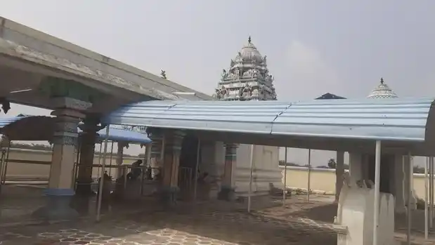 Arulmigu Kalunkamudaiya Ayyanar Temple, Aranmanaisiruvayal - 630305 அருள்மிகு கழுங்கமுடைய அய்யனார் திருக்கோயில், புளியன்குண்டுபட்டி, புளியன்குண்டுபட்டி - 630305, Sivagangai - Ancient Temple Architecture and History Image 2