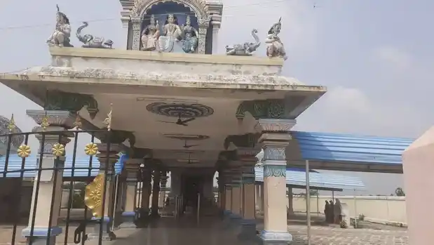 Arulmigu Kalunkamudaiya Ayyanar Temple, Aranmanaisiruvayal - 630305 அருள்மிகு கழுங்கமுடைய அய்யனார் திருக்கோயில், புளியன்குண்டுபட்டி, புளியன்குண்டுபட்டி - 630305, Sivagangai - Ancient Temple Architecture and History Image 4