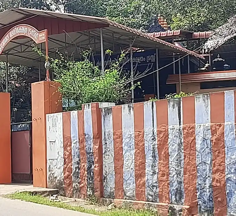 Arulmigu Kaluvanthittai Kali Temple, Thiruvattar, Atroor - 629177 அருள்மிகு கழுவன்திட்டை காளி திருக்கோயில், Thiruvattar, Atroor - 629177, Kanyakumari - Ancient Temple Architecture and History Image 6