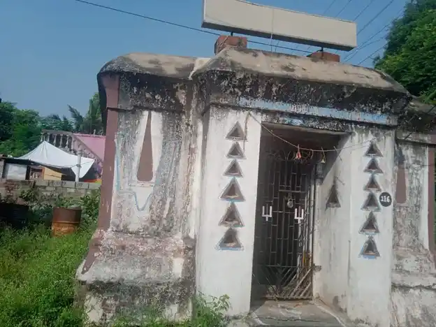 Arulmigu Kalyaan Varatharaja Perumal Temple, Venkatapuram - 603204 அருள்மிகு கல்யாண வரதராஜப் பெருமாள் திருக்கோயில், வெங்கடாபுரம் - 603204, Chengalpattu - Ancient Temple Architecture and History Image 3