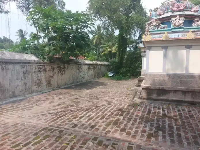 Arulmigu Kalyaaneeeswarar And Varadharajaperumaltemple, Mozhaiyur, Mozhaiyur - 609118 Arulmigu Kalyaaneeeswarar And Varadharajaperumaltemple, Mozhaiyur, Mozhaiyur - 609118, Mayiladuthurai - Ancient Temple Architecture and History Image 4