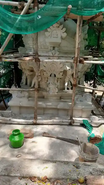 Arulmigu Kalyana Pasuvasverarsamy Temple, Nellithurai, Mettupalayam - 641305 Arulmigu Kalyana Pasuvasverarsamy Temple, Nellithurai, Mettupalayam - 641305, Coimbatore - Ancient Temple Architecture and History Image 4