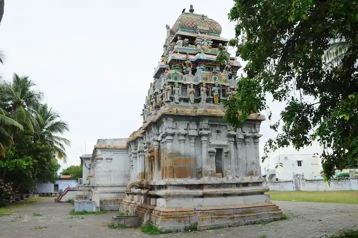 Arulmigu Kalyana Pirachana Vengatramanaswamy Temple, Velliyanai - 639118