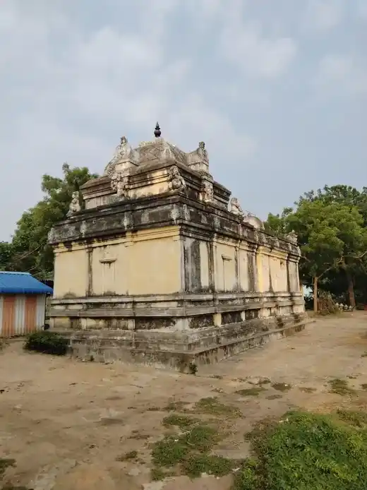 Arulmigu Kalyana Sundareshwarar Temple, Near Sathirakudi, Bogalur - 623527 Arulmigu Kalyana Sundareshwarar Temple, Near Sathirakudi, Bogalur - 623527, Ramanathapuram - Ancient Temple Architecture and History Image 3