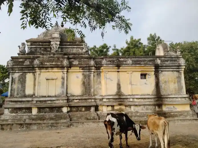 Arulmigu Kalyana Sundareshwarar Temple, Near Sathirakudi, Bogalur - 623527 Arulmigu Kalyana Sundareshwarar Temple, Near Sathirakudi, Bogalur - 623527, Ramanathapuram - Ancient Temple Architecture and History Image 6