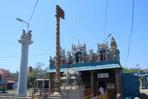 Arulmigu Kalyana Varadaraja Perumal Temple, Thiruvottriyur, Chennai - 600019 அருள்மிகு கல்யாண வரதராஜப் பெருமாள் திருக்கோயில், திருவொற்றியூர், சென்னை - 600019, Chennai - Ancient Temple Architecture and History Image 2