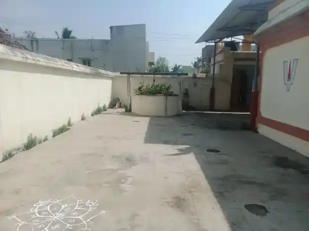 Arulmigu Kalyana Varadha Raja Perumal Temple, Kanthur - 602108 அருள்மிகு கல்யாணவரதராஜப் பெருமாள் திருக்கோயில், Kanthur - 602108, Kancheepuram - Ancient Temple Architecture and History Image 3