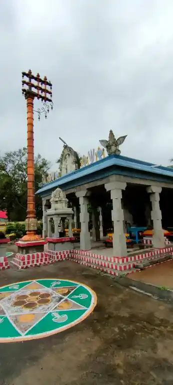 Arulmigu Kalyana Varatharaja Perumal Temple, Sholinghur, Melputhupakkam - 632318 அருள்மிகு கல்யாண வரதராஜா பெருமாள் திருக்கோயில், சோளிங்கர், மேல்புதுப்பாக்கம் - 632318, Ranipet - Ancient Temple Architecture and History Image 5