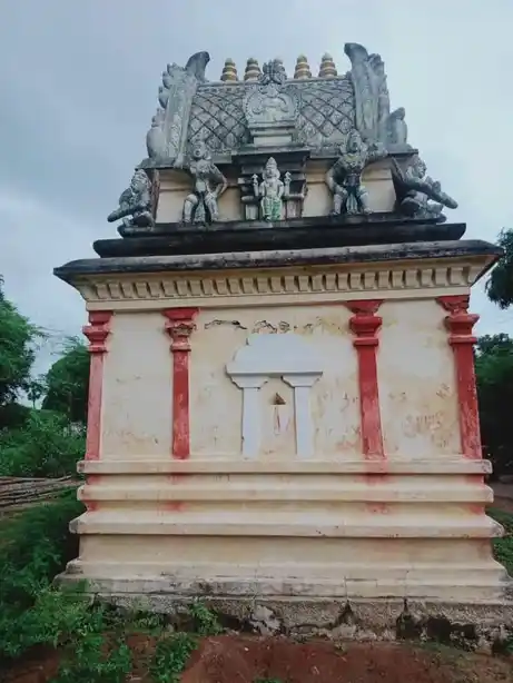 Arulmigu Kalyana Varatharaja Perumal Temple, Sirunallur - 632511 அருள்மிகு கல்யாண வரதராஜர் பெருமாள் திருக்கோயில், Sirunallur - 632511, Tiruvannamalai - Ancient Temple Architecture and History Image 3