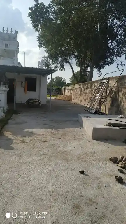 Arulmigu Kalyana Vengatesa Perumal Temple, Poongodu - 632503 அருள்மிகு கல்யாண வெங்கடேச பெருமாள் திருக்கோயில், பூங்கோடு - 632503, Ranipet - Ancient Temple Architecture and History Image 9