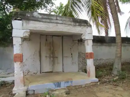 Arulmigu Kalyana Venkatramanasamy Temple, Kaliyanoor - 638008 அருள்மிகு கல்யாண வெங்கட்ரமண சுவாமி திருக்கோயில், Kaliyanoor - 638008, Namakkal - Ancient Temple Architecture and History Image 6