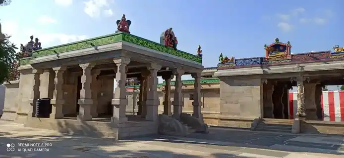 Arulmigu Kalyananarasingaperumal Temple, Ramagiri - 624703 அருள்மிகு கல்யாணநரசிங்கப்பெருமாள் திருக்கோயில், ராமகிரி - 624703, Dindigul - Ancient Temple Architecture and History Image 8