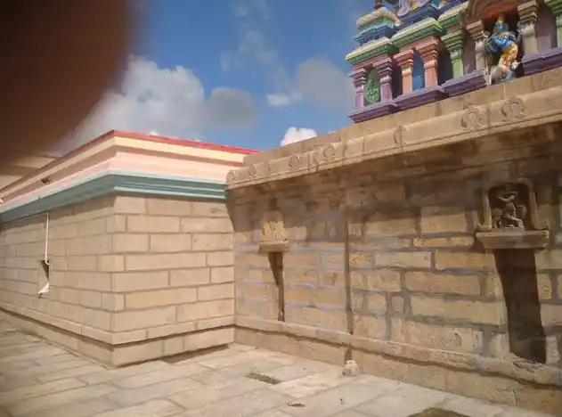 Arulmigu Kalyanavengatesa Perumal Temple, Agraharam, Illupur - 622102 Arulmigu Kalyanavengatesa perumal Temple, Agraharam, Illupur - 622102, Pudukkottai - Ancient Temple Architecture and History Image 6