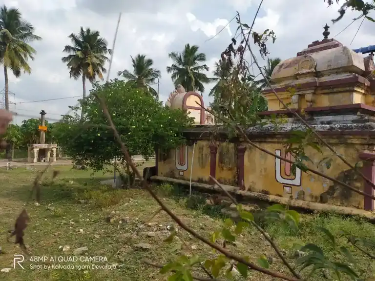 Arulmigu Kalyanavenkataramanaswamy Temple, Kaverippatti - 637104 அருள்மிகு கல்யாண வெங்கட்ரமண சாமி திருக்கோயில், Kaverippatti - 637104, Salem - Ancient Temple Architecture and History Image 3