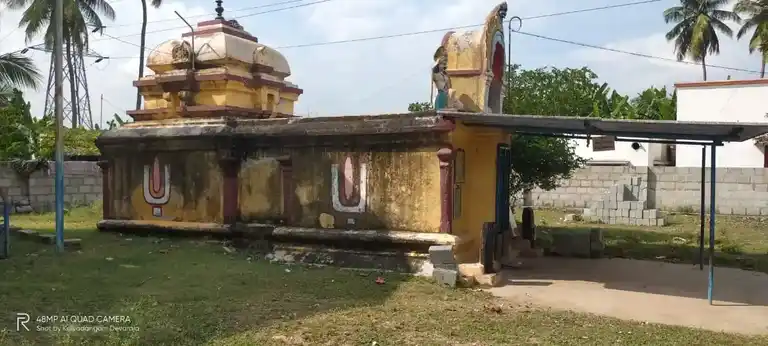 Arulmigu Kalyanavenkataramanaswamy Temple, Kaverippatti - 637104 அருள்மிகு கல்யாண வெங்கட்ரமண சாமி திருக்கோயில், Kaverippatti - 637104, Salem - Ancient Temple Architecture and History Image 4
