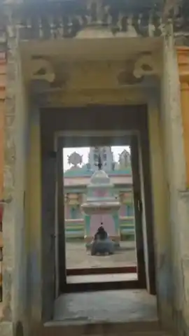 Arulmigu Kalyanavenkatesaperumal Temple, Anaicut - 632114 அருள்மிகு கல்யாணவெங்கடேசப்பெருமாள் திருக்கோயில், அணைக்கட்டு - 632114, Vellore - Ancient Temple Architecture and History Image 5