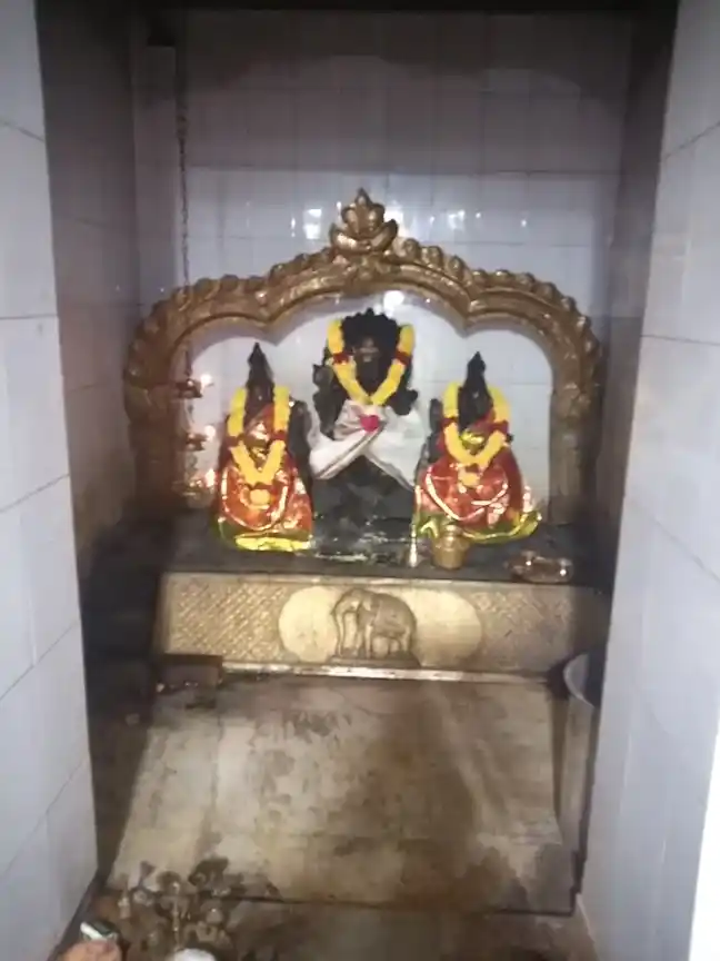 Arulmigu Kalyani Ayyanar Temple, Keezhkoilapthu - 614401 அருள்மிகு கல்யாணி அய்யனார் திருக்கோயில், Keezhkoilapthu - 614401, Thanjavur - Ancient Temple Architecture and History Image 3