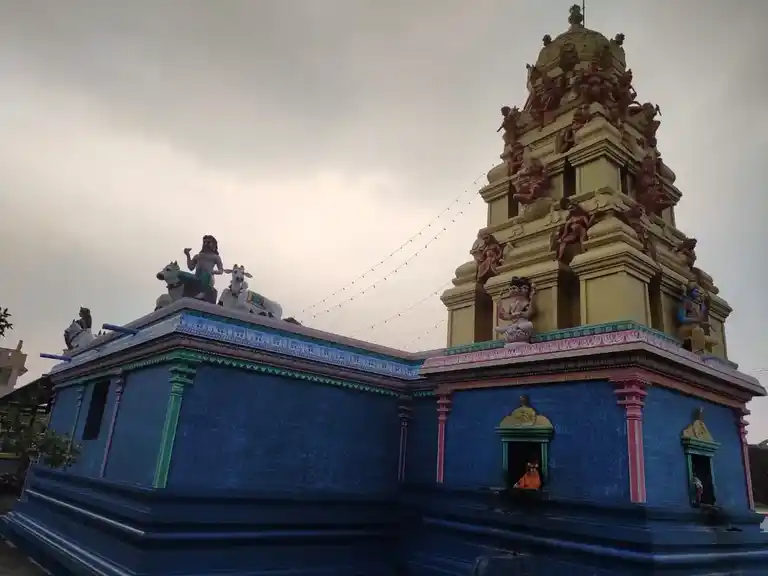 Arulmigu Kamachiamman Sematha Ekampareswarar Temple, Kakkarasampalaym - 631702 அருள்மிகு காமாட்சியம்மன் சமேத ஏகாம்பரேஸ்வரர் திருக்கோயில், Kakkarasampalaym - 631702, Tiruvannamalai - Ancient Temple Architecture and History Image 4