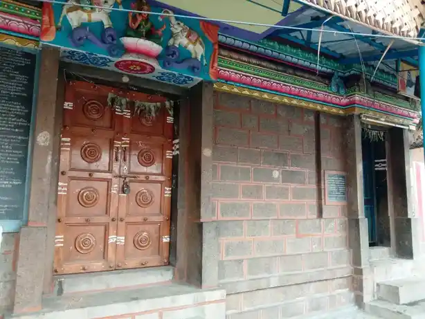 Arulmigu Kamachiamman Temple, Devendarveethi, Ramanathpuram - 641045 அருள்மிகு காமாட்சியம்மன் திருக்கோயில், Devendarveethi, Ramanathpuram - 641045, Coimbatore - Ancient Temple Architecture and History Image 3