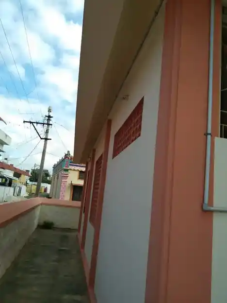 Arulmigu Kamachiamman Temple, Vadugupalayam - 642001 அருள்மிகு காமாட்சியம்மன் திருக்கோயில், Vadugupalayam - 642001, Coimbatore - Ancient Temple Architecture and History Image 3