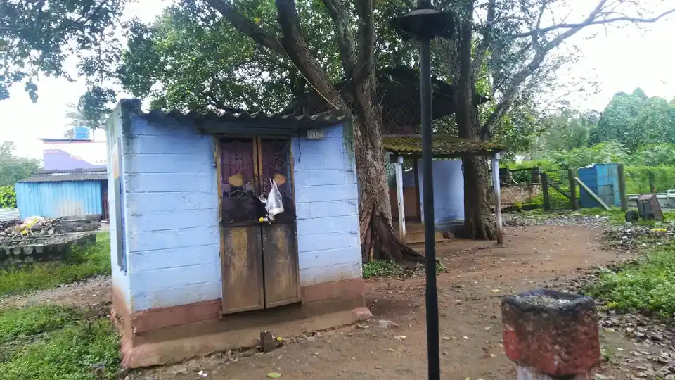 Arulmigu Kamachiammanvinayagar Mariamman Temple, Solavampalayam - 642109 Arulmigu Kamachiammanvinayagar Mariamman Temple, Solavampalayam - 642109, Coimbatore - Ancient Temple Architecture and History Image 5