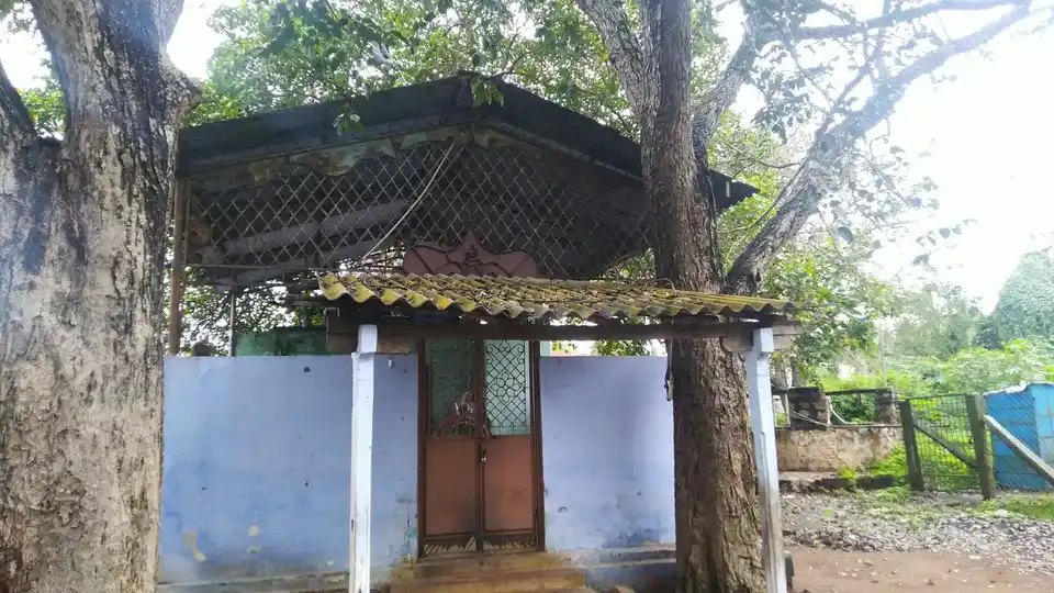Arulmigu Kamachiammanvinayagar Mariamman Temple, Solavampalayam - 642109 Arulmigu Kamachiammanvinayagar Mariamman Temple, Solavampalayam - 642109, Coimbatore - Ancient Temple Architecture and History Image 6