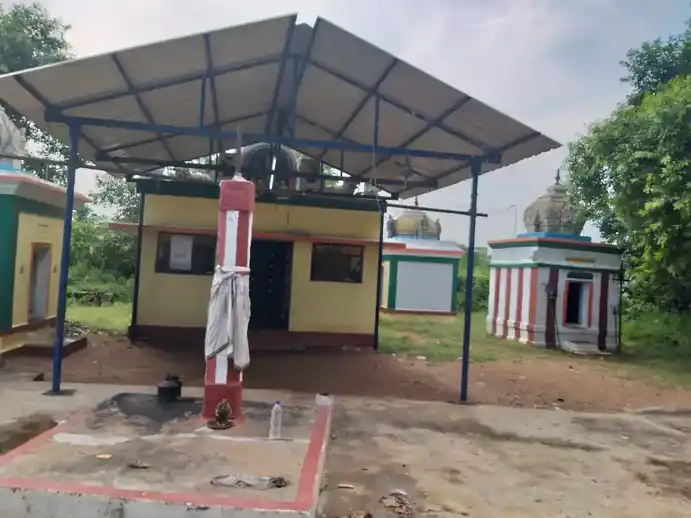 Arulmigu Kamachiyamman Temple, Rachandar Thirumalai - 621313 அருள்மிகு காமாட்சியம்மன் திருக்கோயில்,  - 621313, Karur - Ancient Temple Architecture and History Image 4