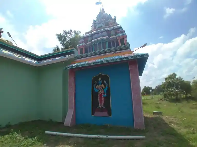 Arulmigu Kamachyamman Temple, North Side In The Village, Uppupatti. - 626131 அருள்மிகு காமாட்சியம்மன் திருக்கோயில், கிராமத்தின் வடபுறம், உப்புப்பட்டி கிராமம் - 626131, Virudhunagar - Ancient Temple Architecture and History Image 2