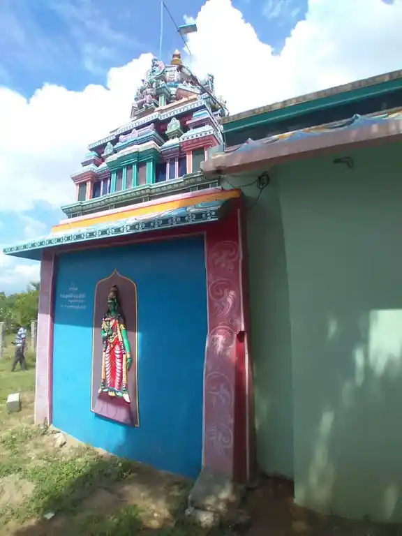 Arulmigu Kamachyamman Temple, North Side In The Village, Uppupatti. - 626131 அருள்மிகு காமாட்சியம்மன் திருக்கோயில், கிராமத்தின் வடபுறம், உப்புப்பட்டி கிராமம் - 626131, Virudhunagar - Ancient Temple Architecture and History Image 5