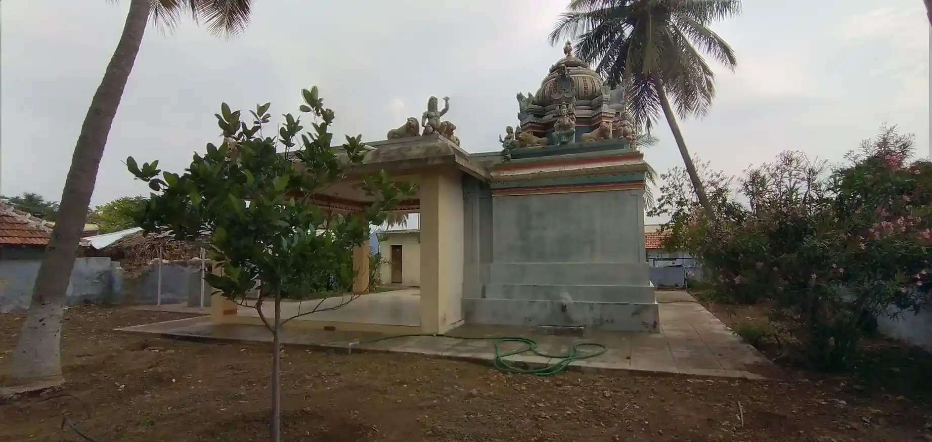 Arulmigu Kamala Kamatchi Amman Temple, Chinnavalavadi - 642132 அருள்மிகு கமலகாமாட்சியம்மன் திருக்கோயில், Chinnavalavadi - 642132, Tiruppur - Ancient Temple Architecture and History Image 4