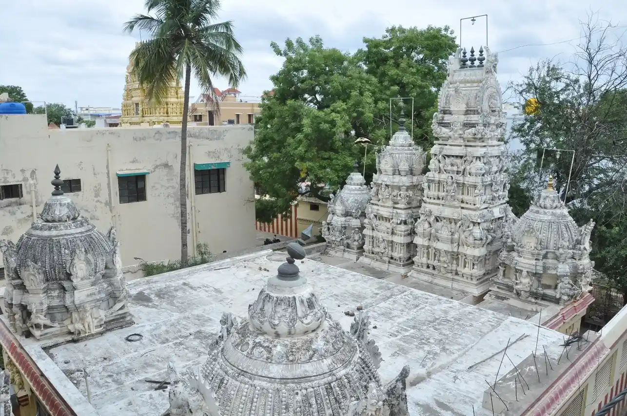 Arulmigu Kamatchi Amman Tempe, Tirupattur - 635601 அருள்மிகு காமாட்சியம்மன் திருக்கோயில், திருப்பத்தூர் - 635601, Thirupathur - Ancient Temple Architecture and History Image 5