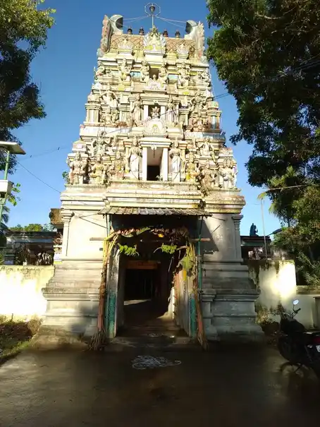Arulmigu Kamatchi Amman Temple, Karuvazhakarai, Karuvazhakkarai - 609304 அருள்மிகு காமாட்சியம்மன் திருக்கோயில், கருவாழக்கரை, Karuvazhakkarai - 609304, Mayiladuthurai - Ancient Temple Architecture and History Image 4